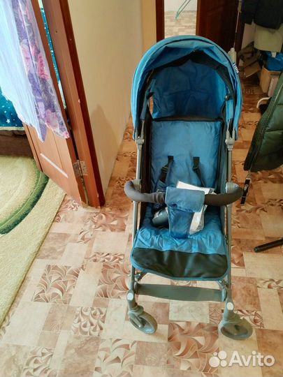 Прогулочная коляска трость