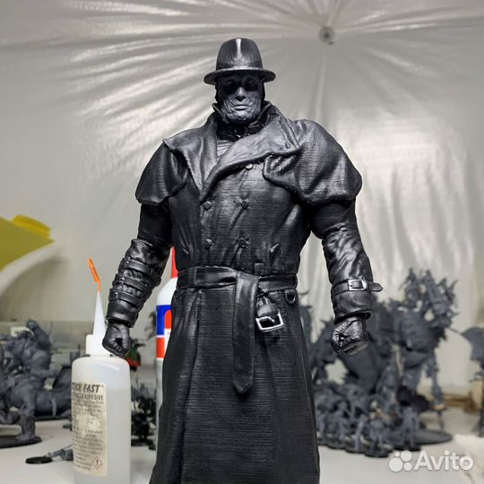 Фигурка Resident Evil (Мистер Икс) 15 см