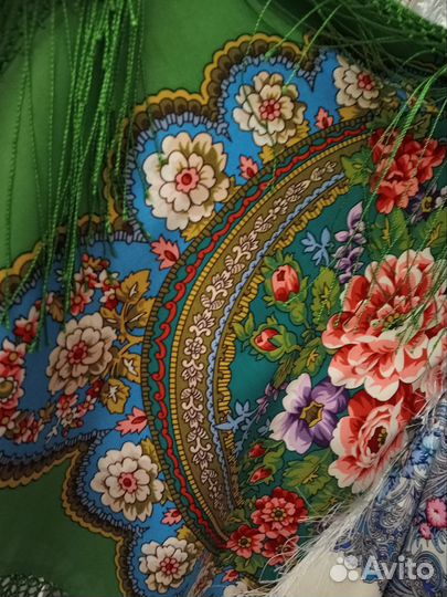 Новый Павловопосадский платок.Оригинал