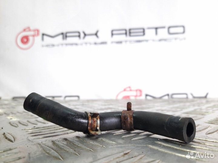 Б/У трубка дроссельной заслонки (патрубок, шланг)