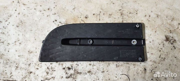 Решетка в бампер левая Chevrolet Aveo 2005-2011