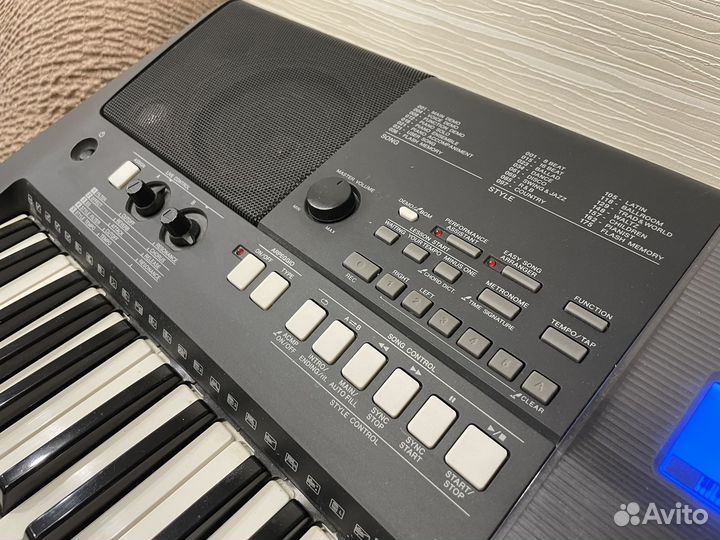 Синтезатор yamaha psr e423