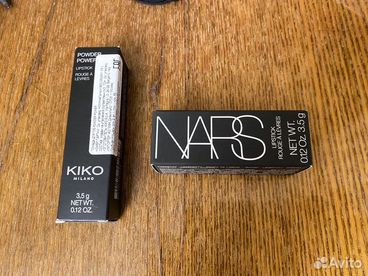 Помада для губ