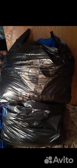 Одежда пакетом отдам