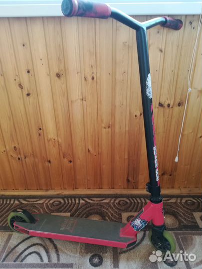 Самокат трюковой