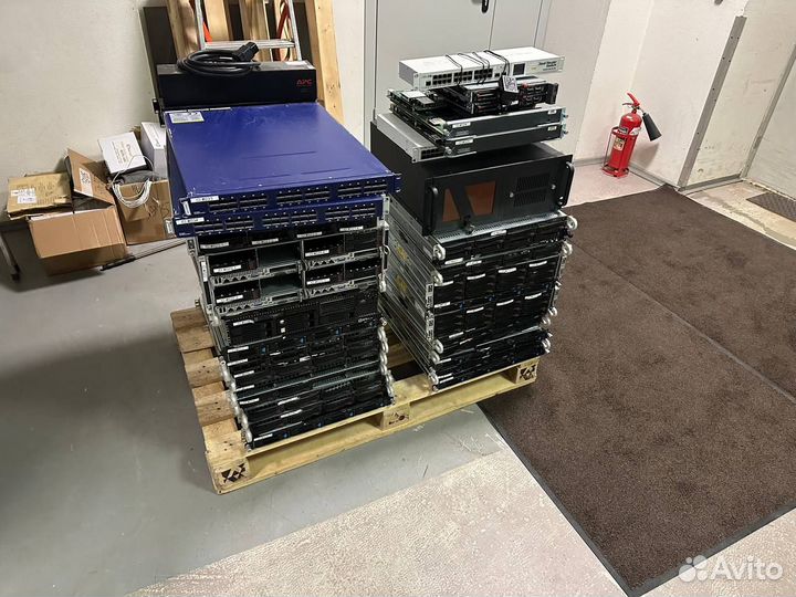 Серверы Supermicro, Серверы Etegro, коммутаторы