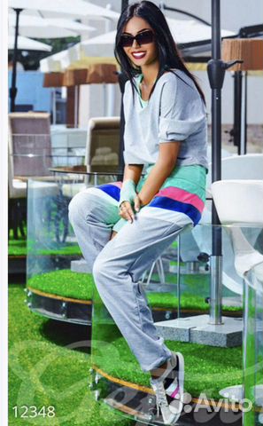 Спортивный костюм женский новый, 42 рпзмер