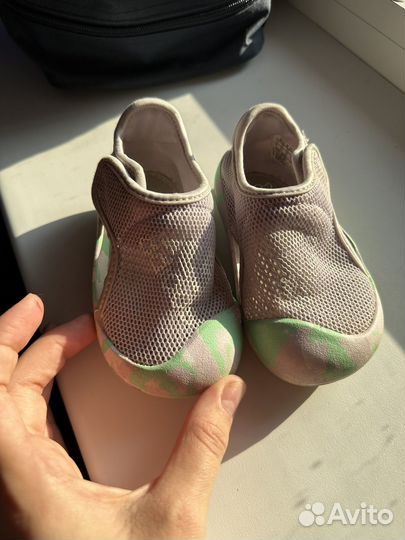Аквашузы adidas