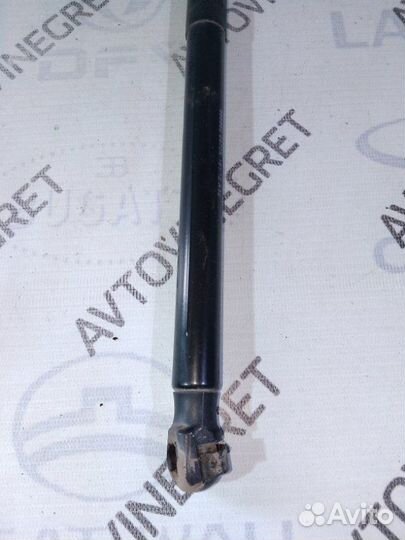 Амортизатор двери багажника Kia Ceed 2