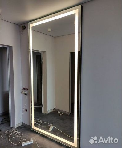 Зеркало с подсветкой