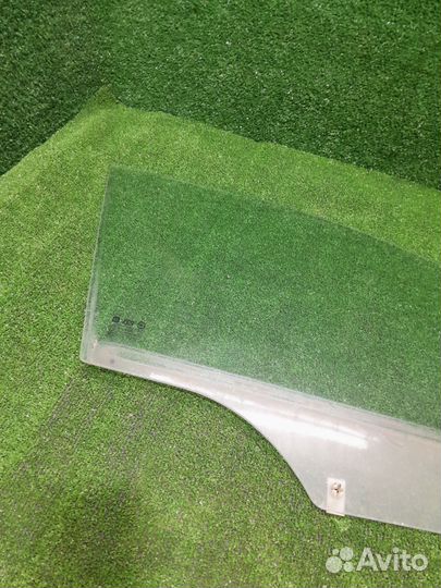 Стекло передней правой двери шевроле лачетти