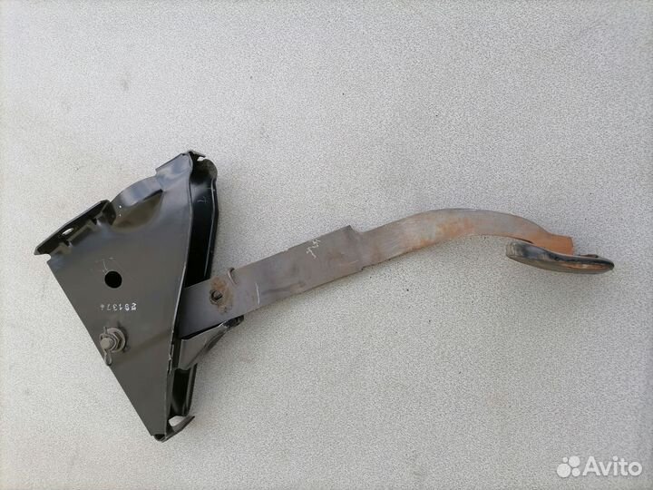 Педаль тормоза МКПП для Opel Omega B 1994-2003