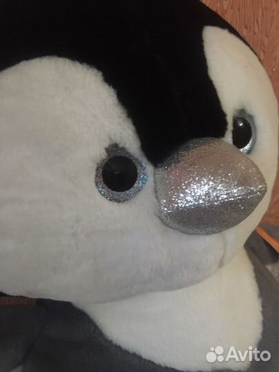 Плюшевый пингвин