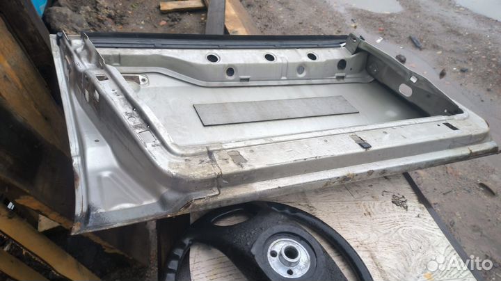 Передняя левая дверь Audi 80 B3 B4