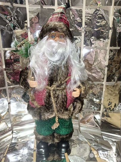 Дед мороз под елку