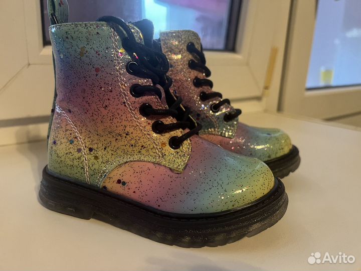 Ботинки для девочки 23