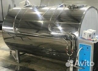 Танк охладитель молока закрытого типа 1000л г564