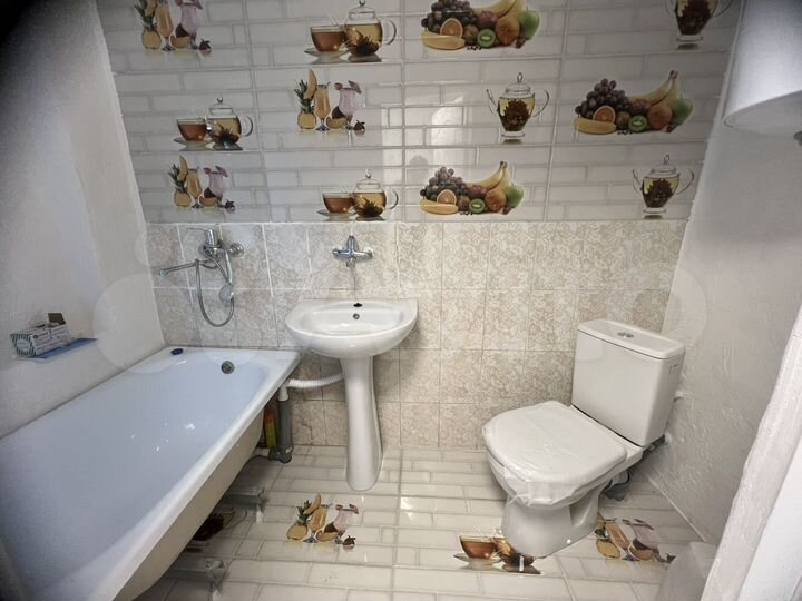 2-к. квартира, 43 м², 1/1 эт.