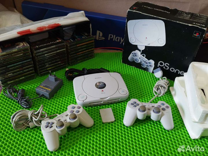 Sony PS1 One в Коробке + 2 Геймпада + 30 Дисков