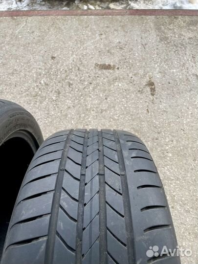 Goodyear EfficientGrip 245/45 R19 102Y