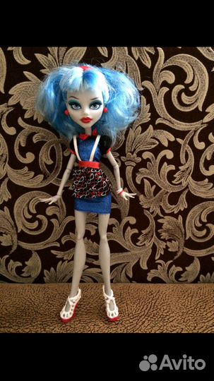 Много кукол монст хай
