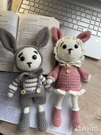 Вязаный зайка