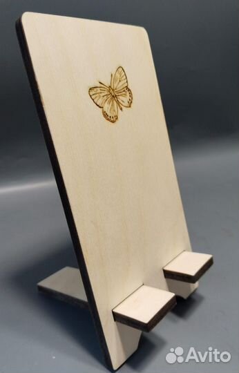 Подставка для телефона из дерева