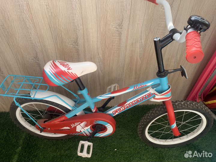 Детский велосипед 16