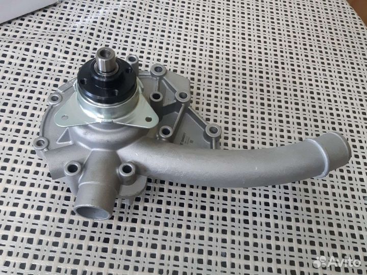 Помпа насос водяной