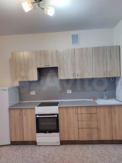 2-к. квартира, 54 м², 3/12 эт.