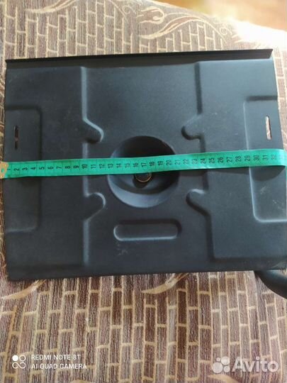 Держатель настенный