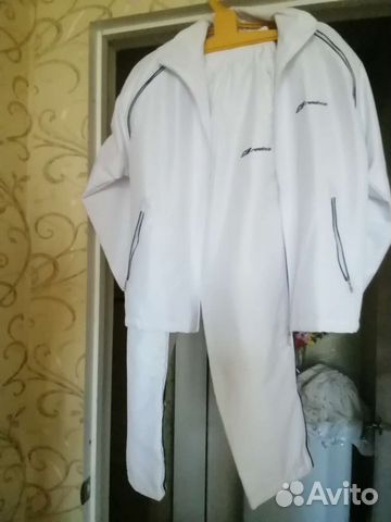 Костюм спортивный