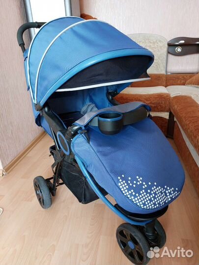 Прогулочная коляска