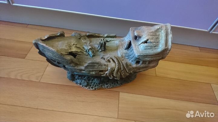 Корабль для аквариума