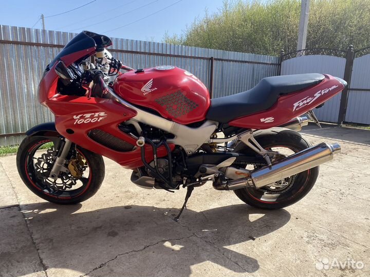 Honda VTR1000F