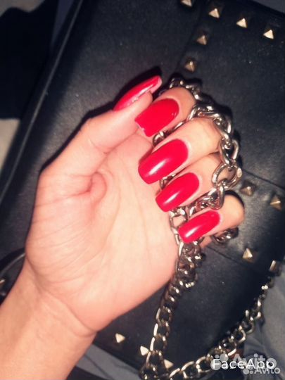 Услуги мастера маникюра, педикюра