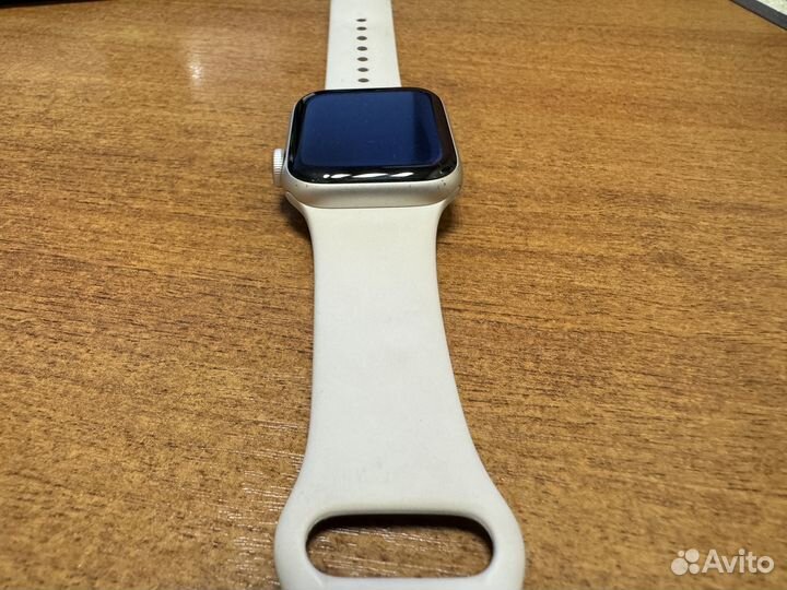 Часы Apple Watch SE 2