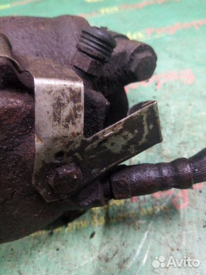 Суппорт передний правый Chery Fora Vortex Estina