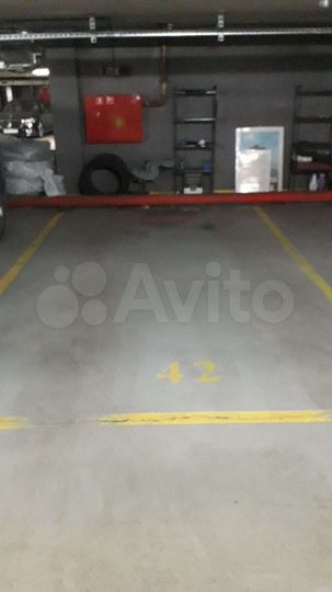 Машиноместо, 17 м²