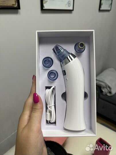 Вакуумный аппарат для чистка лица