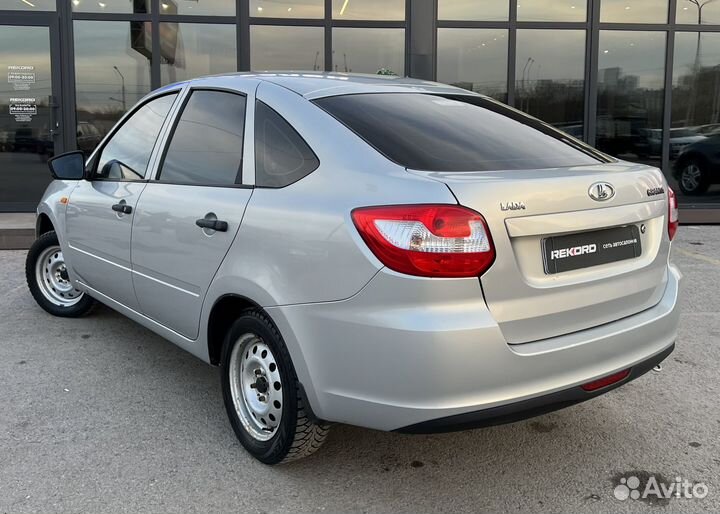 LADA Granta 1.6 МТ, 2014, 100 075 км