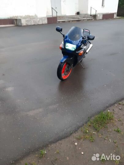 Кавасаки ззр400