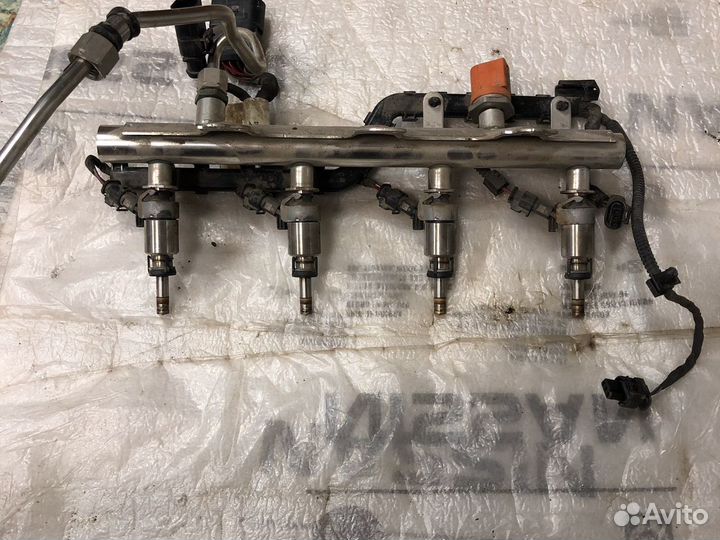 Cdab VW Passat B7 Топливная форсунка 06H906036H