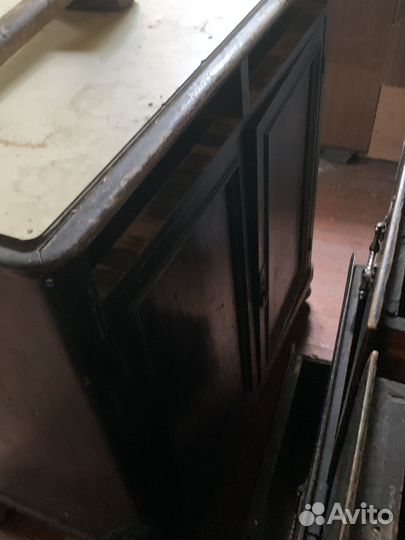 Антикварная мебель