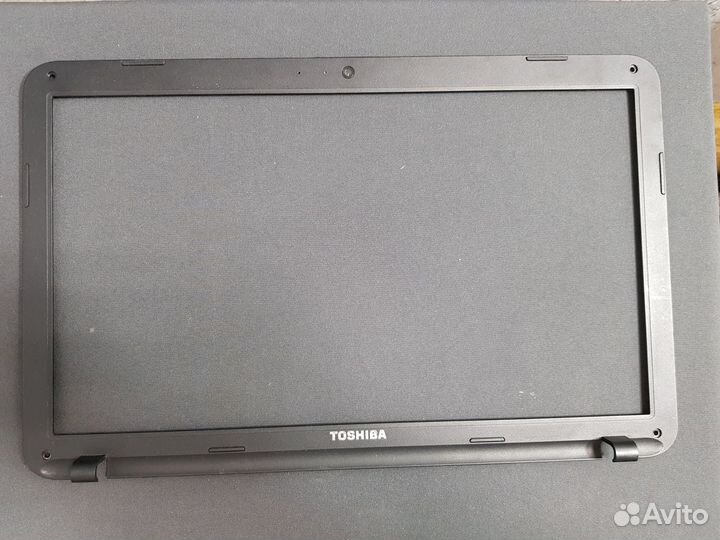Ноутбук Toshiba Satellite C850D-C7K на запчасти