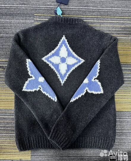 Свитер Louis Vuitton