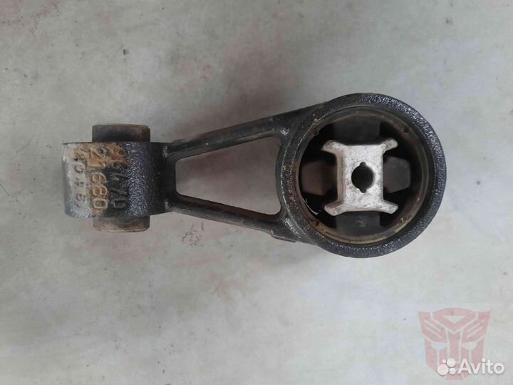 Опора двигателя задняя Peugeot 407 6D, EW10A