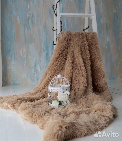 Пледы пушистые