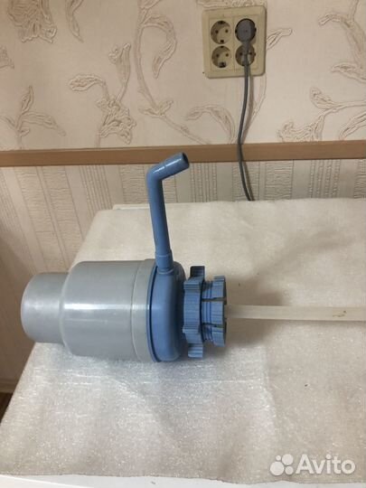 Помпа для воды с бутылью