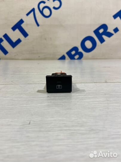 Кнопка подогрева стекла volkswagen polo 5 1.6 мт с